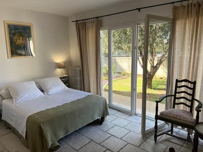 une es Chambres d'hôtes à vendre à Juan Les Pins dans les Alpes - Maritimes