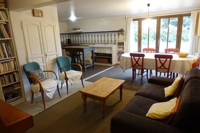 salle à manger de la Propriété avec gîte à vendre à Pernes-les-Fontaines en Vaucluse