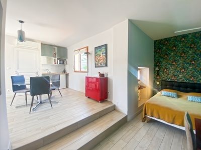 une des Chambres d'hôtes à vendre Calanques de Marseille