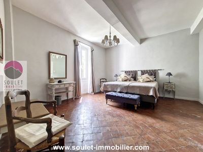 une des chambres du Mas provençal à vendre pour gîtes ou chambres d'hôtes près Bédoin en Vaucluse