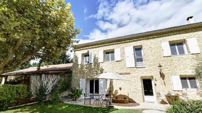 propriété avec Chambres d'hôtes et gîtes à vendre Isle-sur-la-Sorgue en Vaucluse