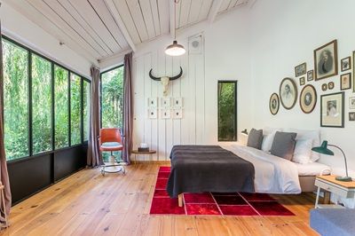 une des Chambres d’hôtes à vendre à L’Isle-sur-la-Sorgues en Luberon