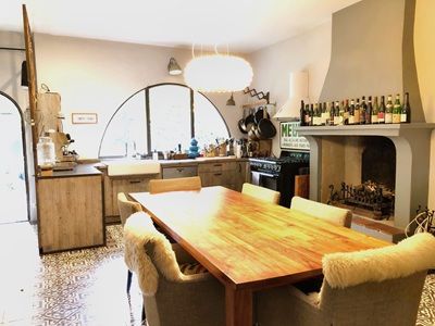 salle à manger des Chambres d’hôtes à vendre à 15 mn de L’Isle-sur-la-Sorgues en Luberon