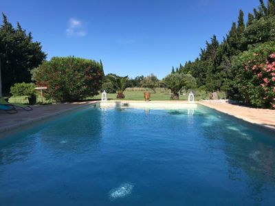 piscine des Chambres d’hôtes à vendre à Vacqueyras en Vaucluse