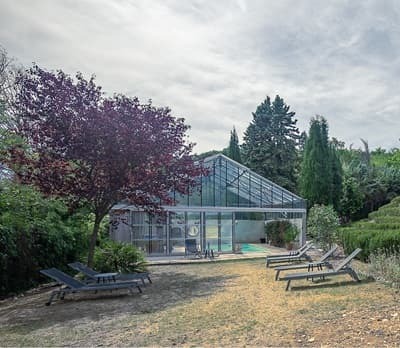 piscine des Chambres d'hôtes à vendre à Valensole dans les Alpes-de-Haute-Provence