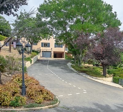 terrasse des Chambres d'hôtes à vendre à Valensole dans les Alpes-de-Haute-Provence