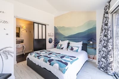 une des chambres des gîtes à vendre à Challans en Vendée