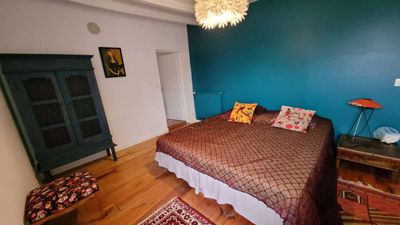 une des Chambres d'hôtes à vendre à Doué-en-Anjou en  Maine-et-Loire