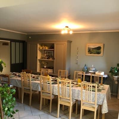 Salle à manger des Chambres d'hôtes à vendre près Puy-du-Fou en Vendée