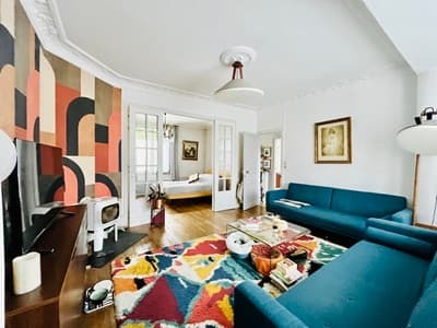 salon des Chambres d'hôtes à vendre à Coucy Le Château Auffrique dans l'Aisne