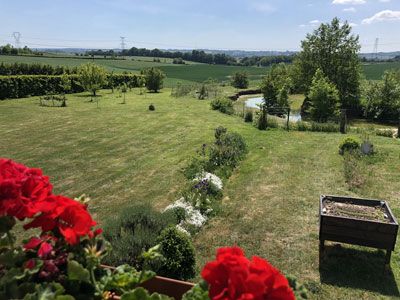 Jardin des Chambres d'hôtes et gîtes à vendre à Eparcy dans l'Aisne