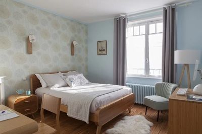 une des Chambres d'hôtes à vendre à Coucy-Le-Château-Auffrique en Picardie