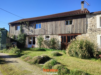 dépendance du Gîte de groupe à vendre près de la Rochelle