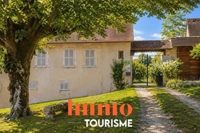 Propriété et gîte à vendre à Talissieu dans l'Ain