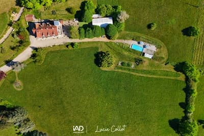 Chambres d'hôtes et gîte à vendre à La Côte Saint André en Isère