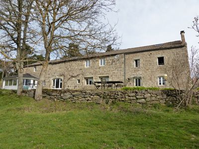 Mas en pierre avec  Chambres d'hôtes et gîte à vendre en Haut-Vivarais en Ardèche