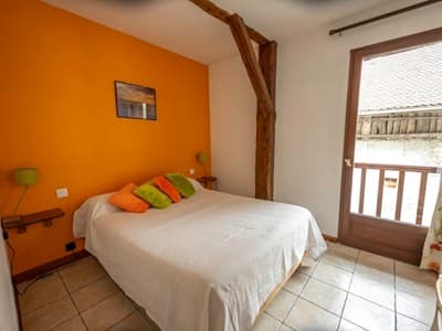 une des Chambres d'hôtes à vendre près du lac d'Annecy en Haute-Savoie