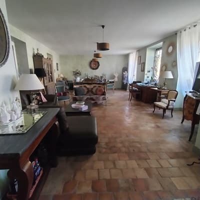 pièce de vie des Chambres d'hôtes à vendre à Saint Jodard dans la Loire